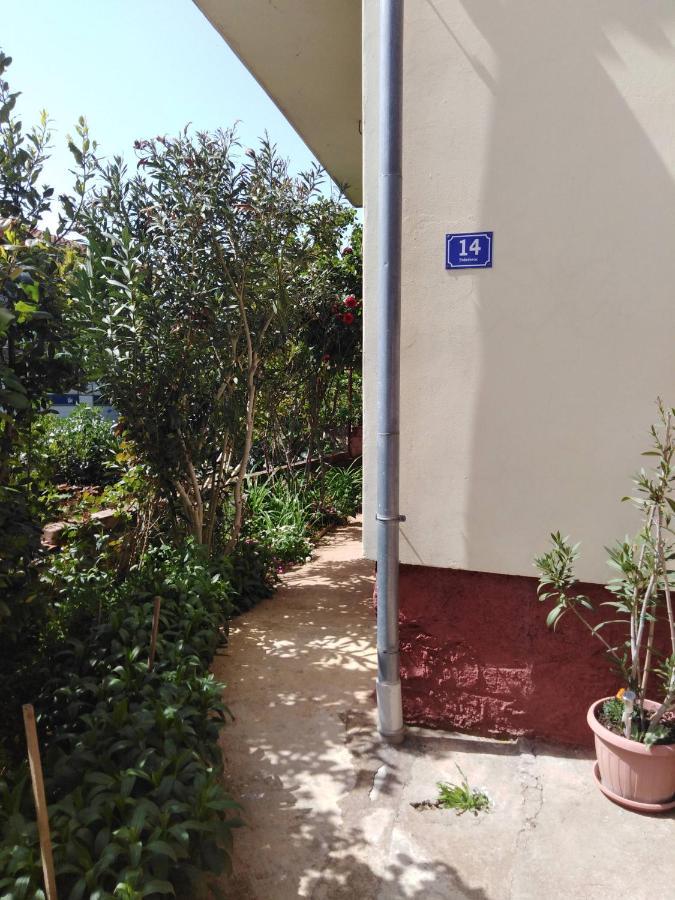 Pero Apartman Vila Sukošan Exterior foto