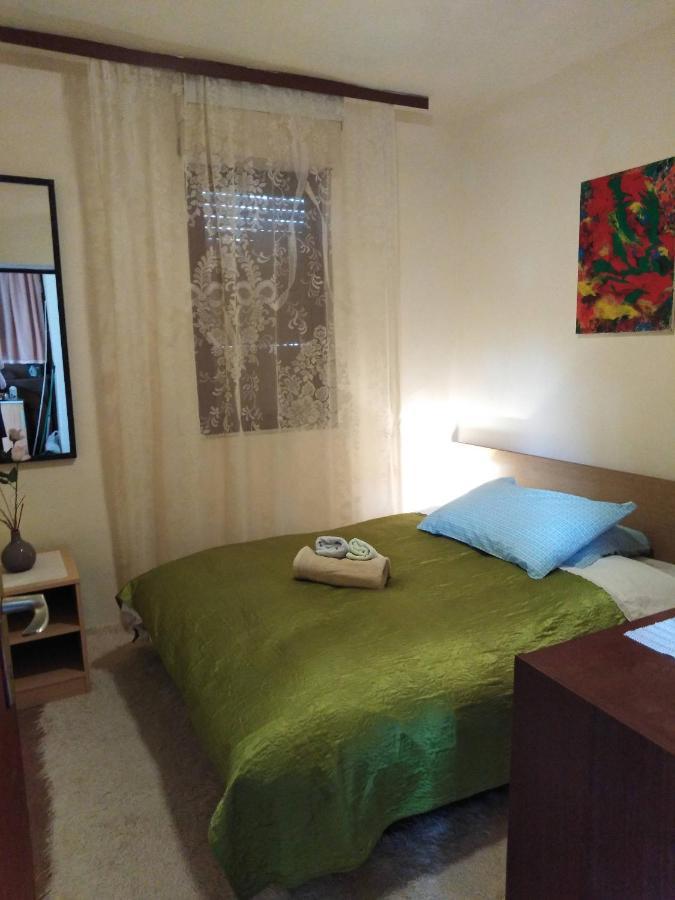 Pero Apartman Vila Sukošan Exterior foto